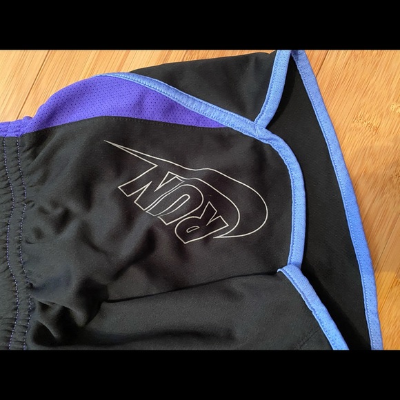 nike dry fit running shorts - Picture 2 of 4